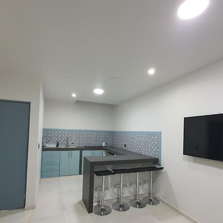 Departamento 11 Personas, Centrico A 3 Min De Paseo Durango Appartement Buitenkant foto